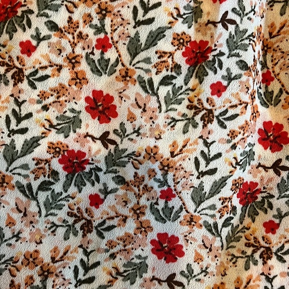 Max Studio Women’s Fall Floral Half Button Georgette Blouse size Medium - Picture 9 of 10